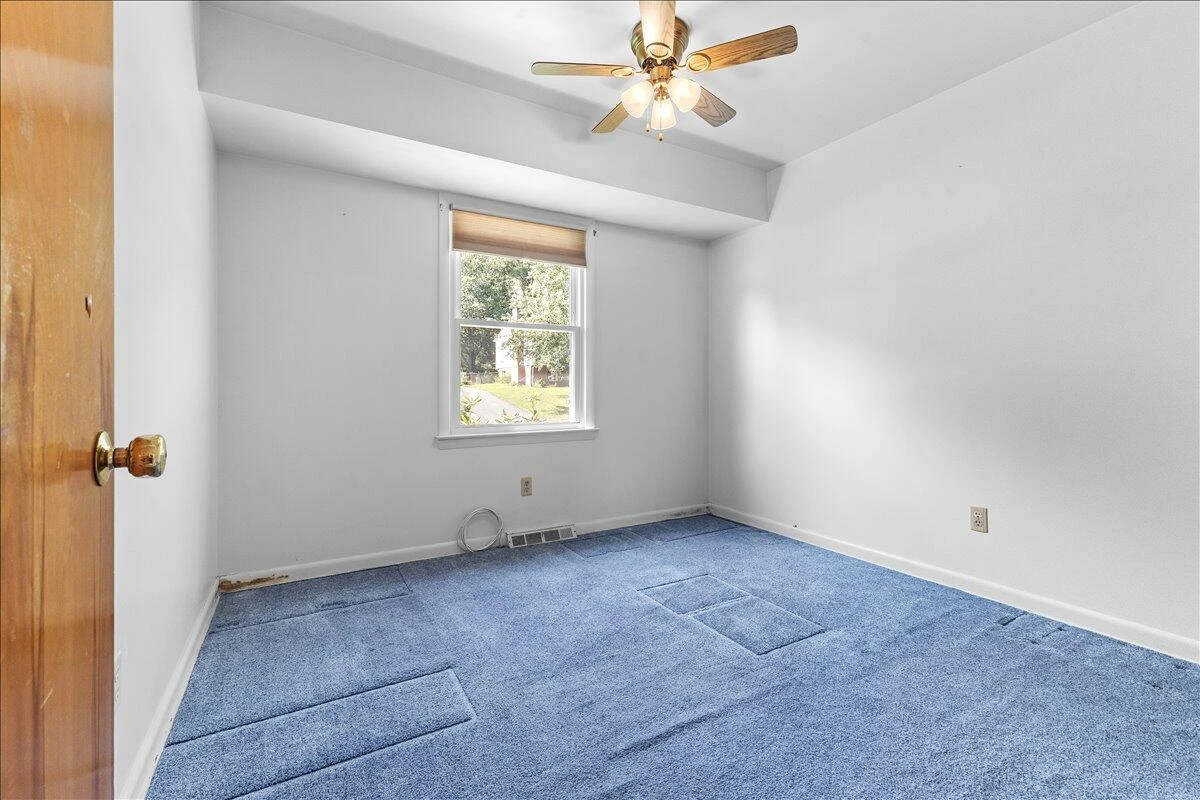 3920 Meadowlark RD - Photo 11