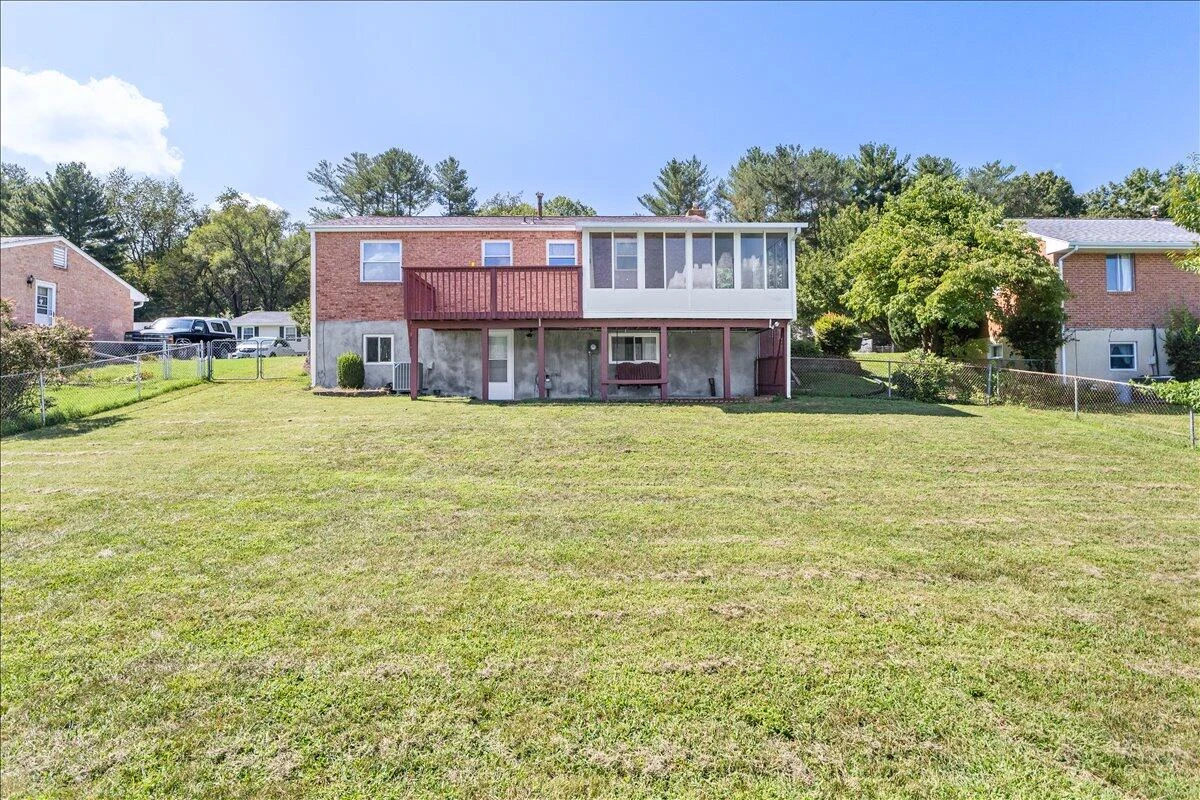 3920 Meadowlark RD - Photo 30