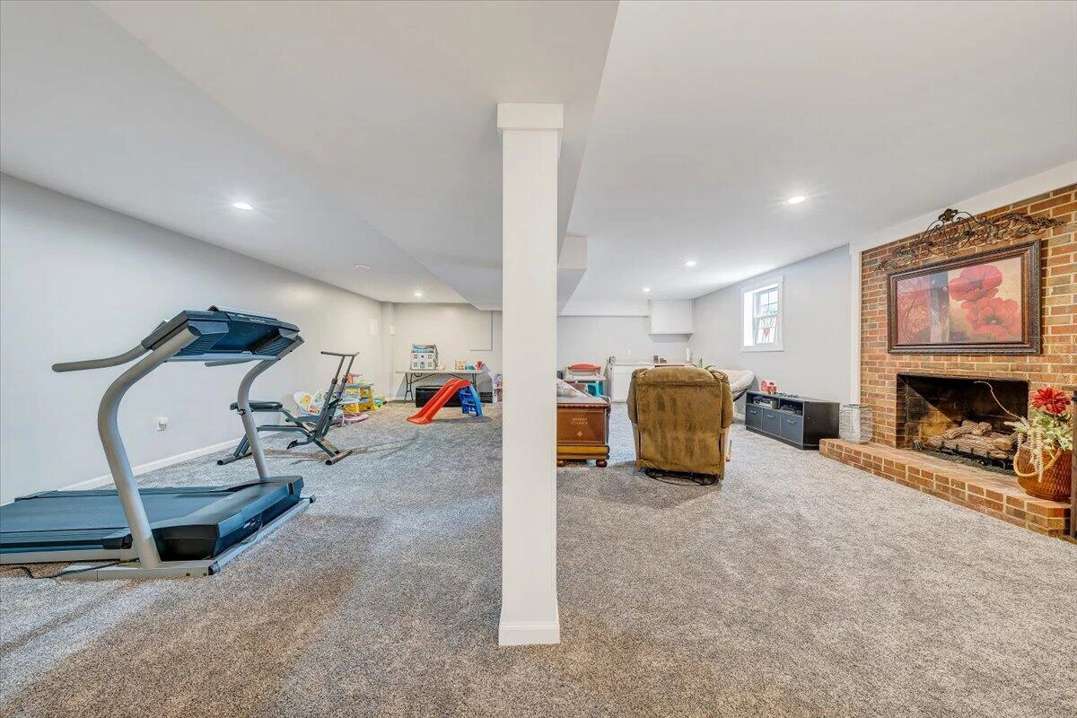 500 Diamond RD - Photo 27
