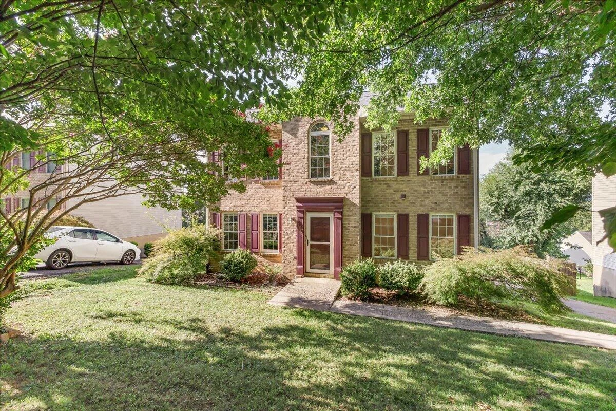 1575 Read Mountain RD NE