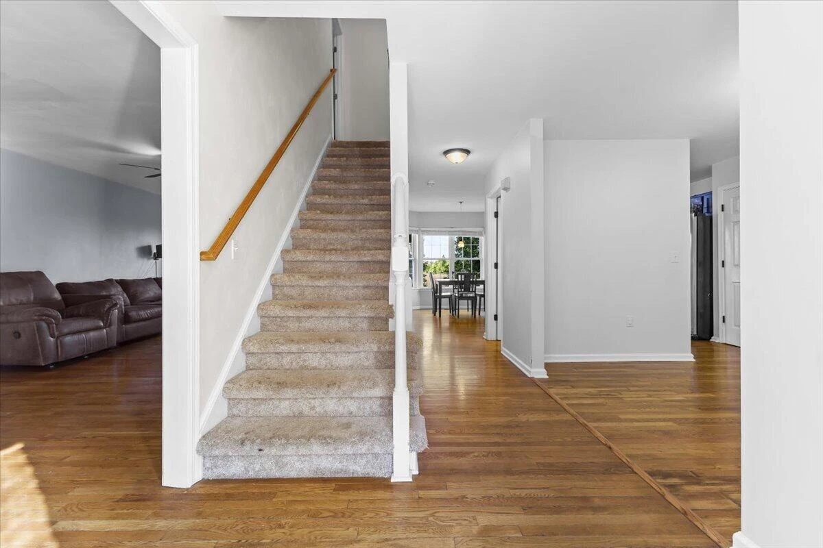 1575 Read Mountain RD NE - Photo 4