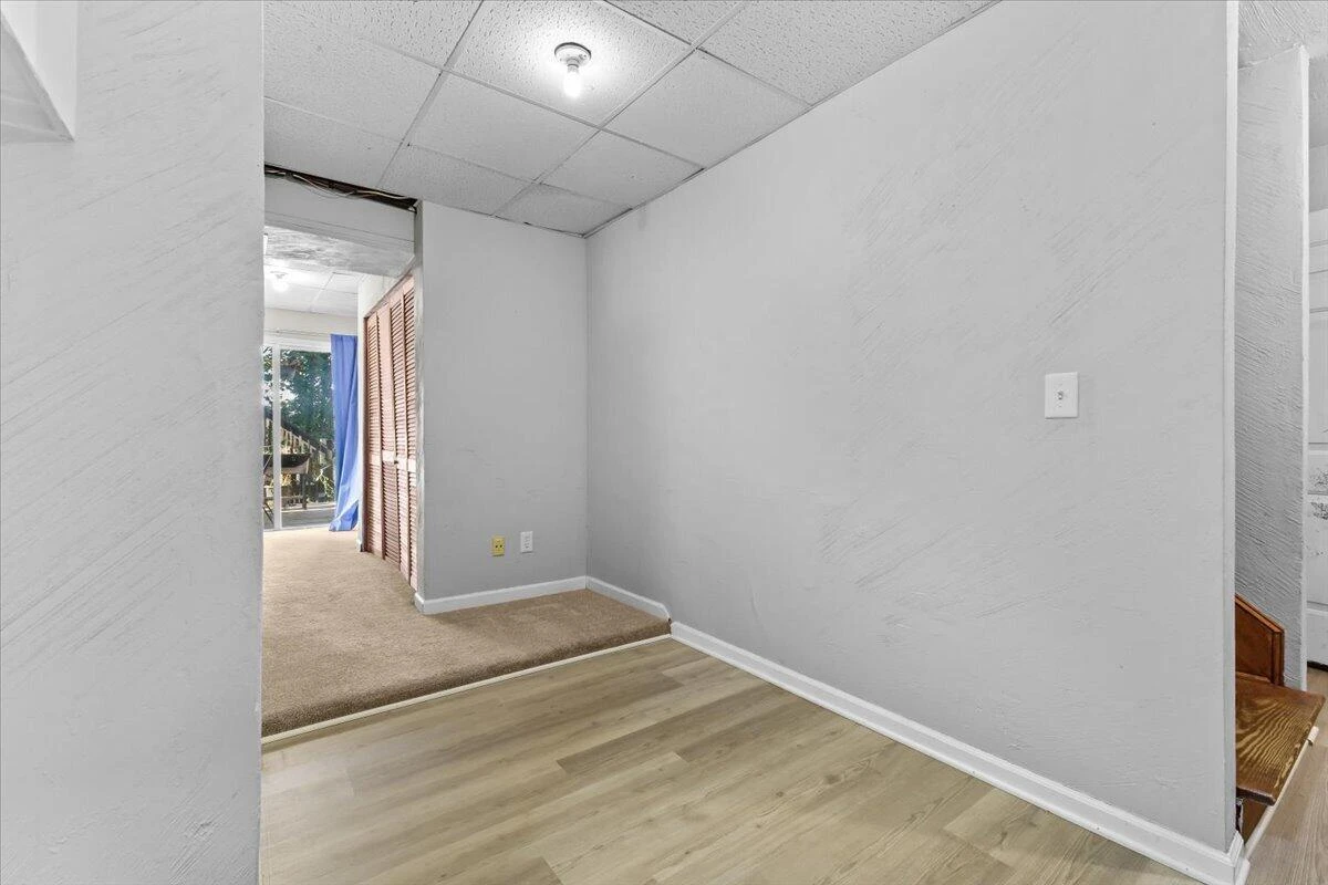 1575 Read Mountain RD NE - Photo 35