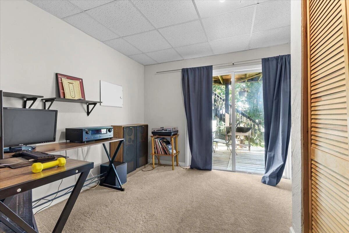 1575 Read Mountain RD NE - Photo 36