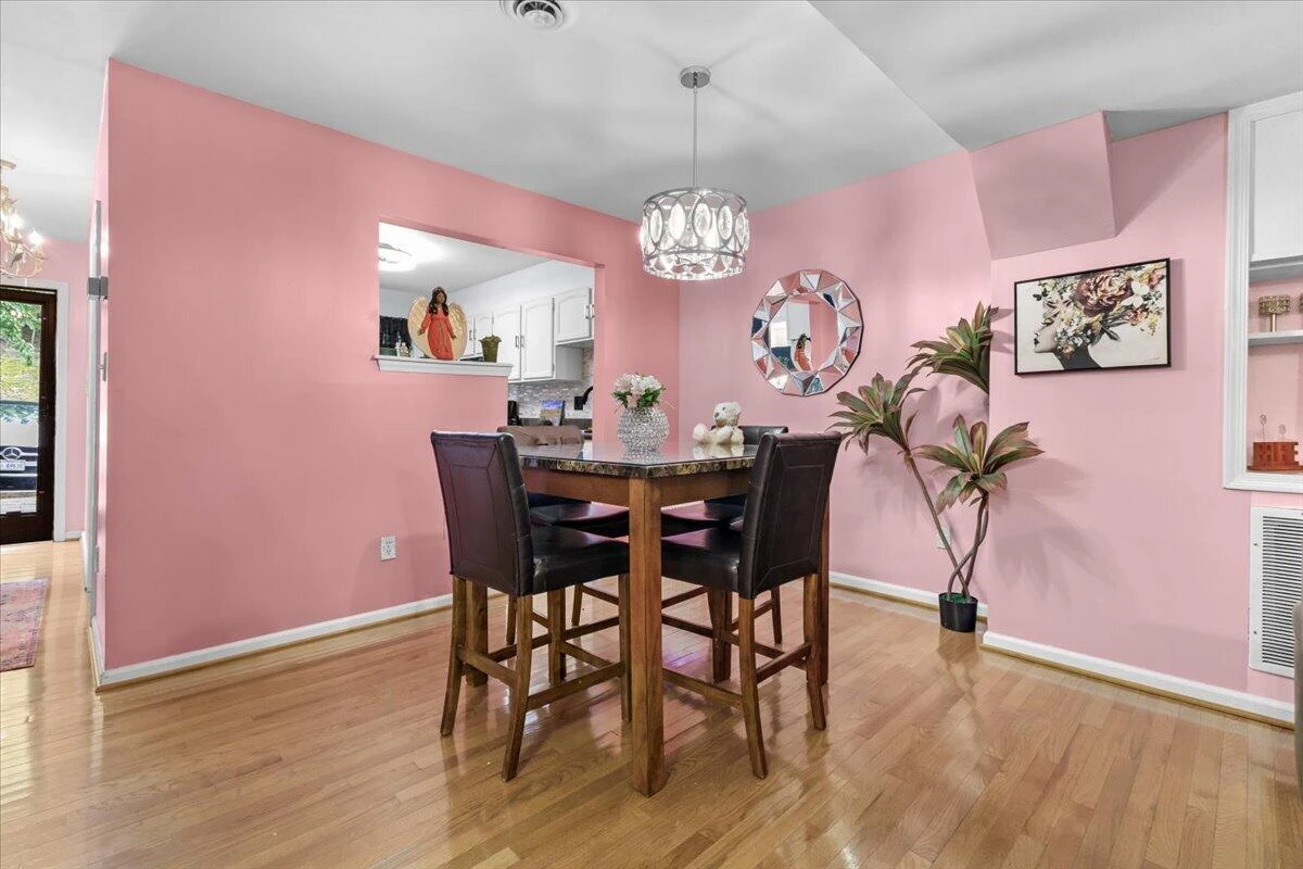 3389 Kelly LN - Photo 9