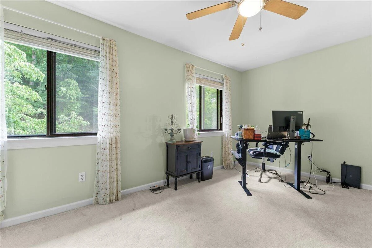 3389 Kelly LN - Photo 21