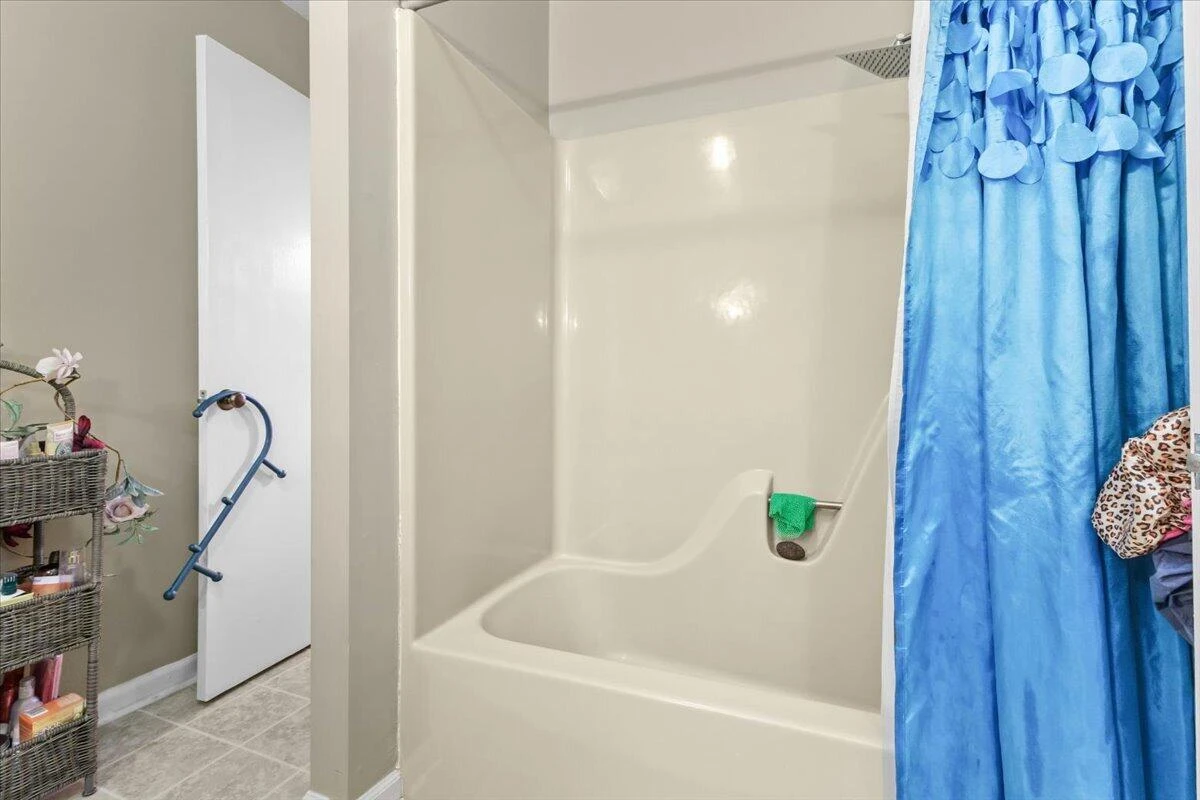 3389 Kelly LN - Photo 27