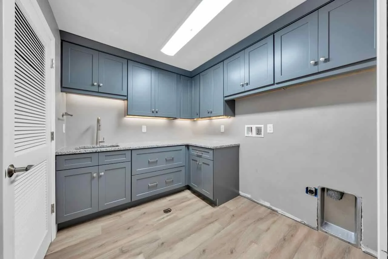 209 Windward DR SW #209 - Photo 45