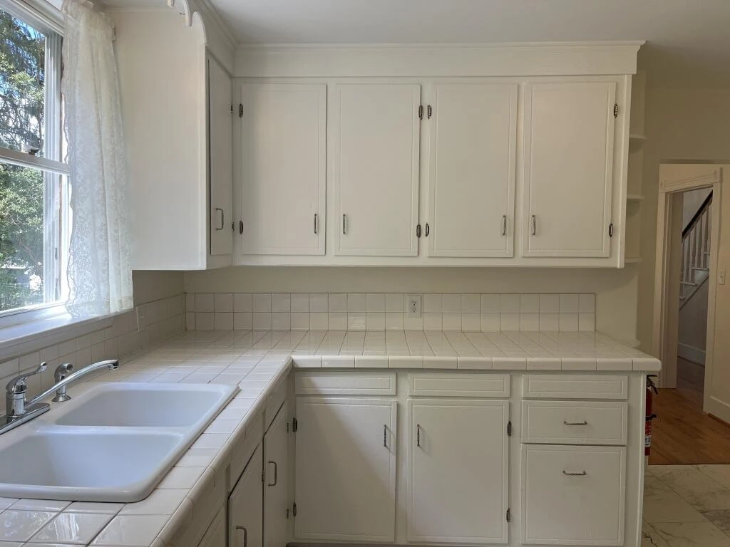 716 Hill AVE - Photo 12