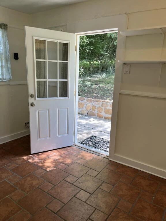 716 Hill AVE - Photo 28