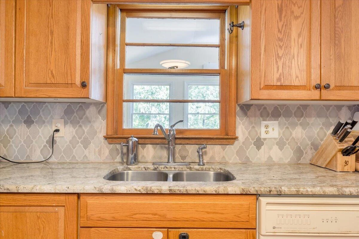 2160 La Bellevue DR - Photo 10