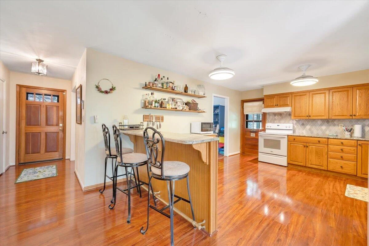 2160 La Bellevue DR - Photo 11
