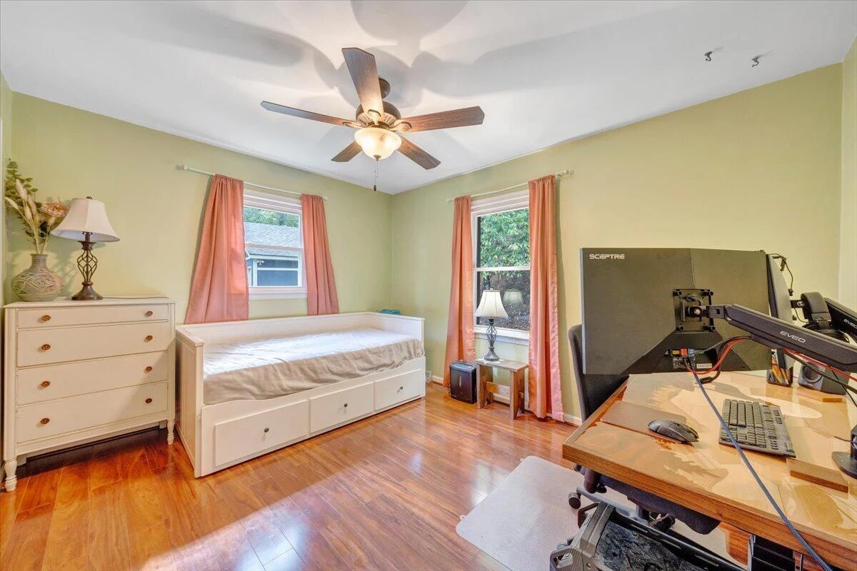 2160 La Bellevue DR - Photo 18