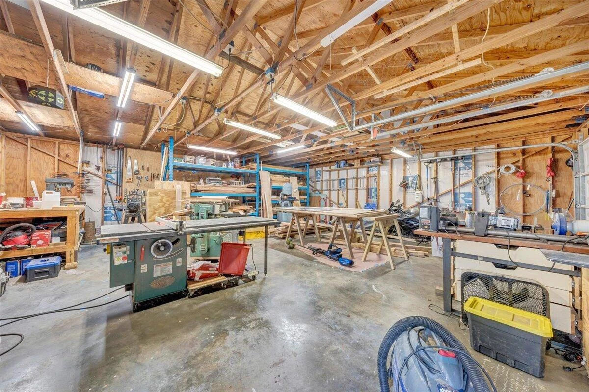 2160 La Bellevue DR - Photo 35