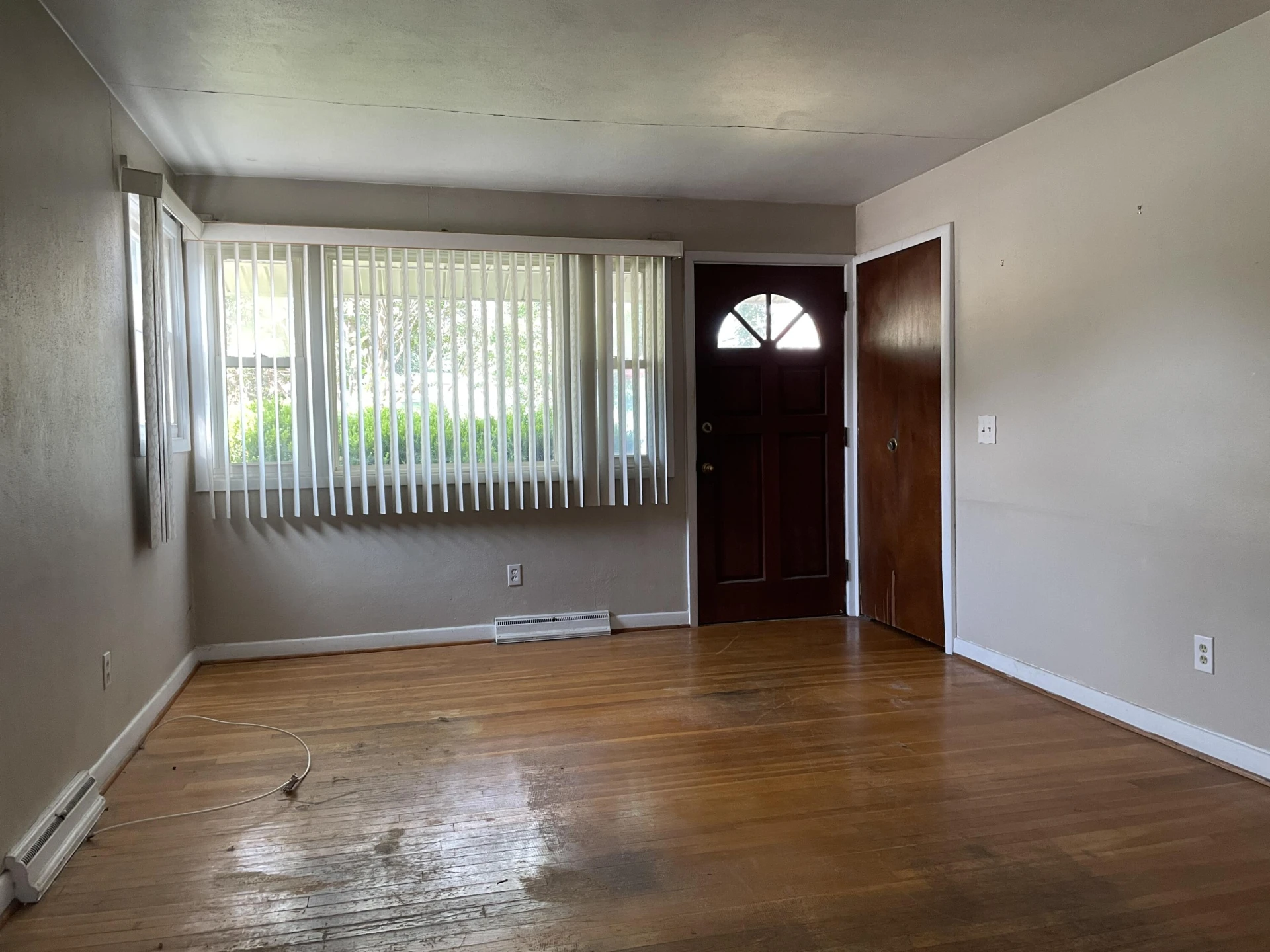 3321 Ruston ST NE - Photo 7