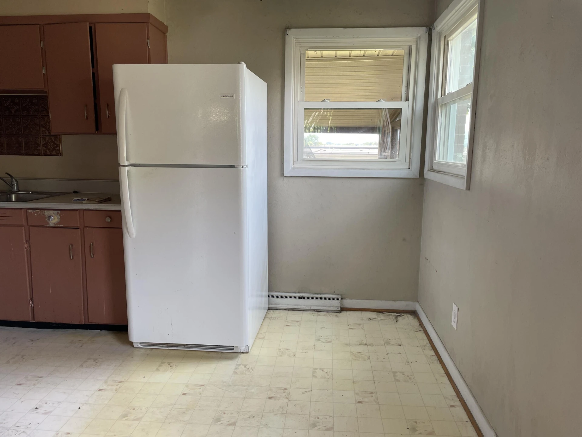 3321 Ruston ST NE - Photo 8