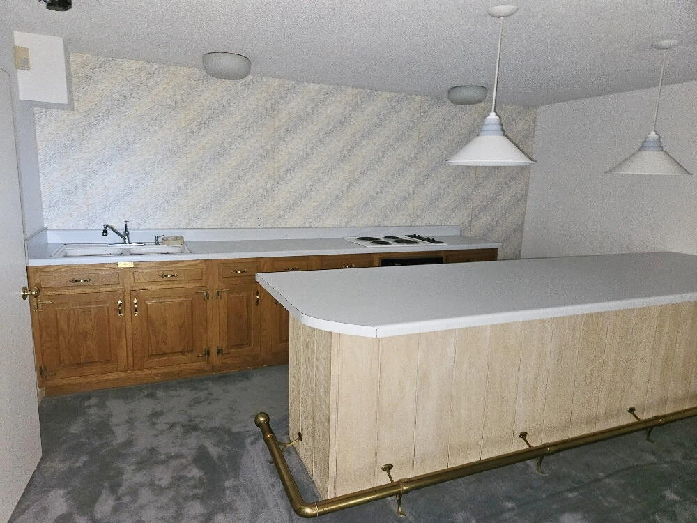 320 Hilltop DR - Photo 18