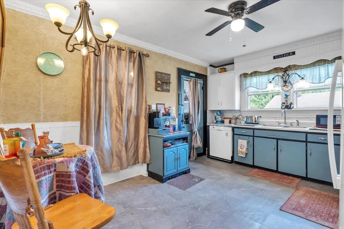 175 Lahue DR - Photo 9