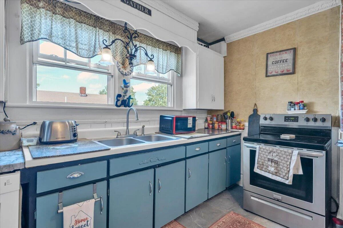 175 Lahue DR - Photo 12