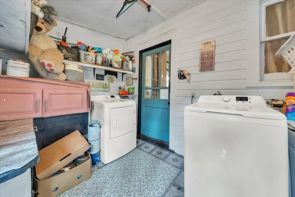175 Lahue DR - Photo 17