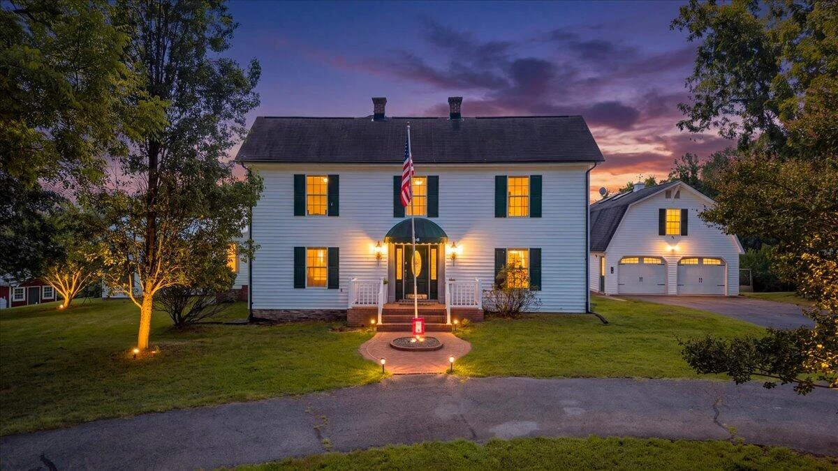 114 Pleasure Point DR
