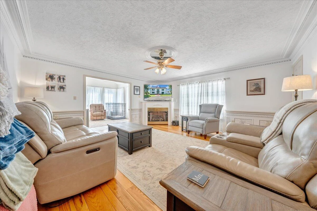 114 Pleasure Point DR - Photo 18