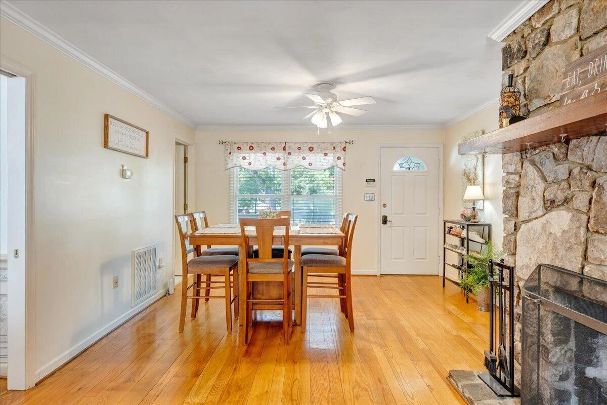 114 Pleasure Point DR - Photo 27