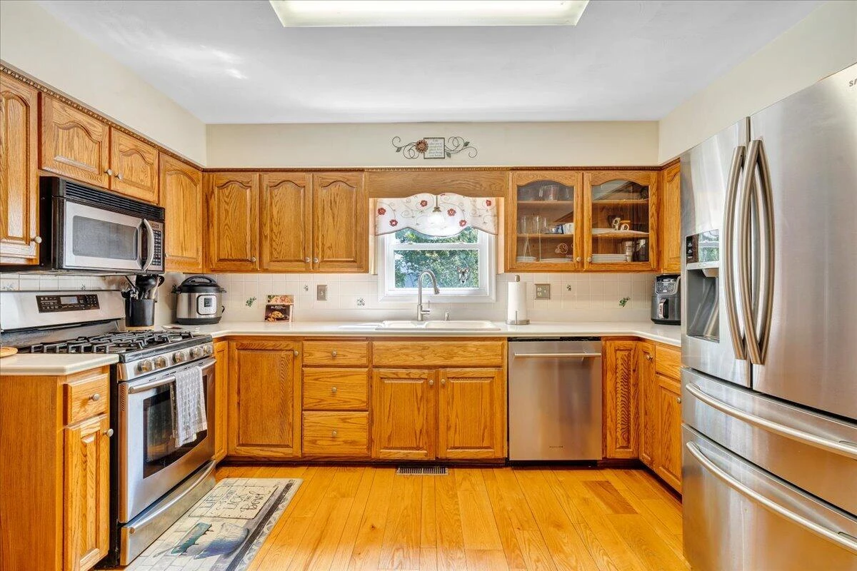 114 Pleasure Point DR - Photo 32
