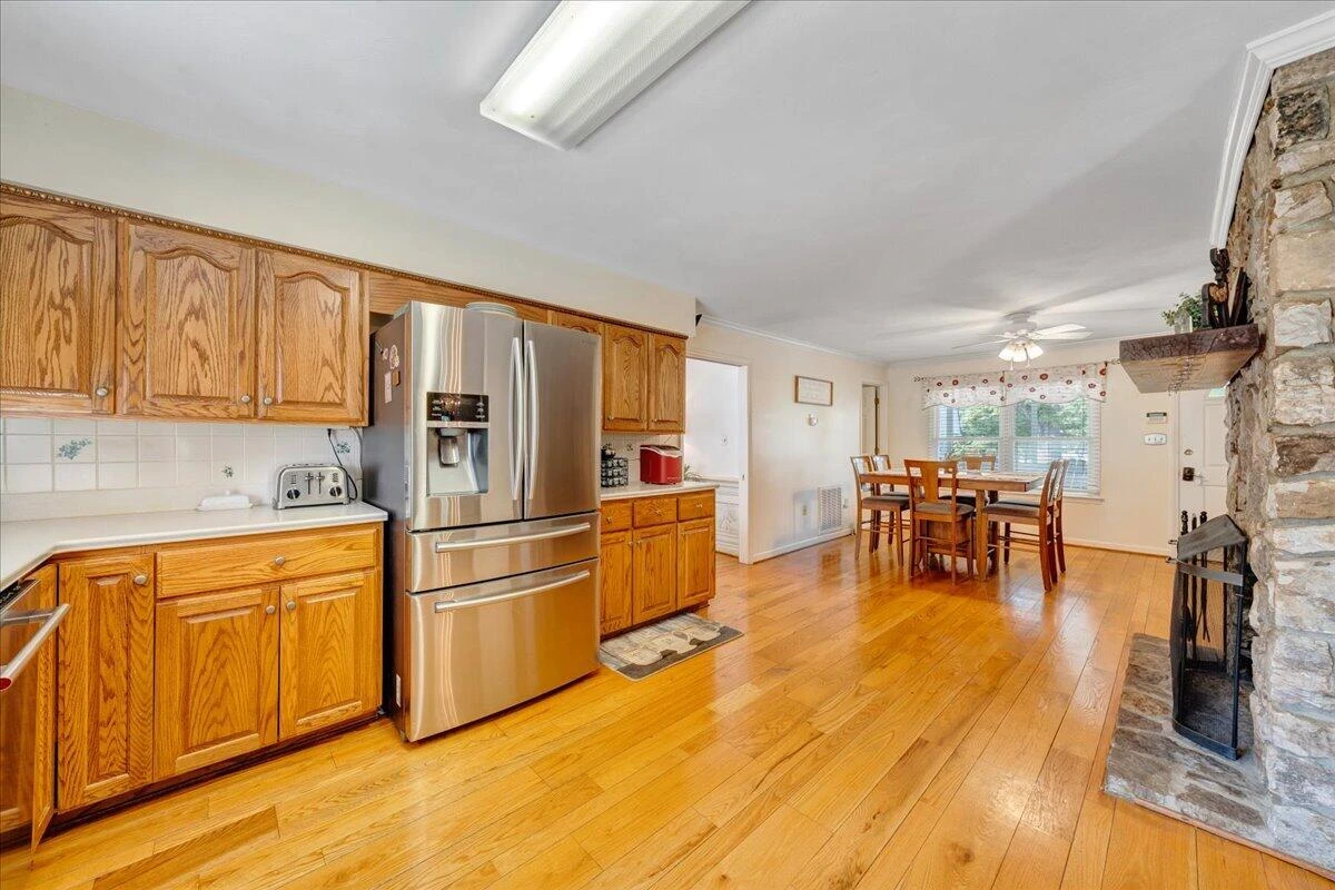 114 Pleasure Point DR - Photo 34