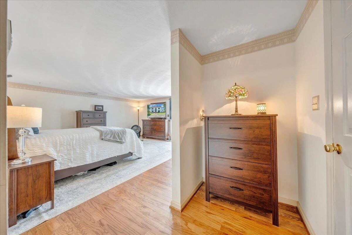 114 Pleasure Point DR - Photo 44