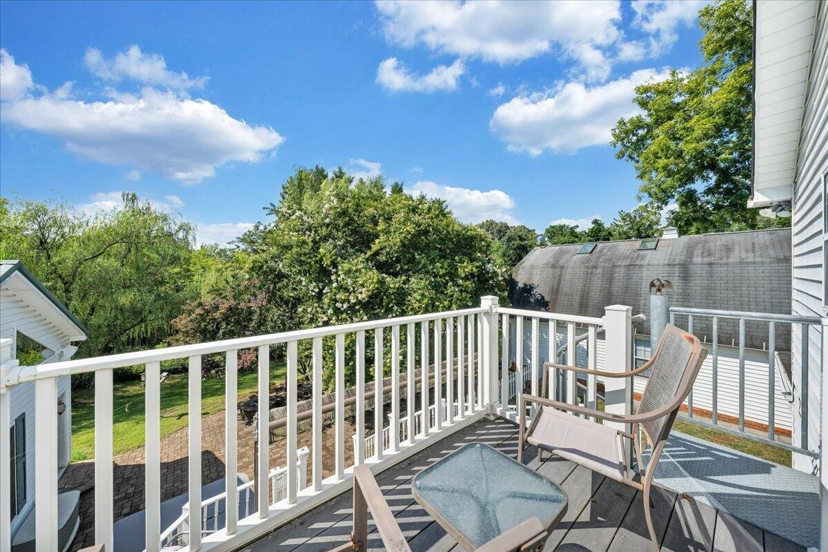 114 Pleasure Point DR - Photo 53
