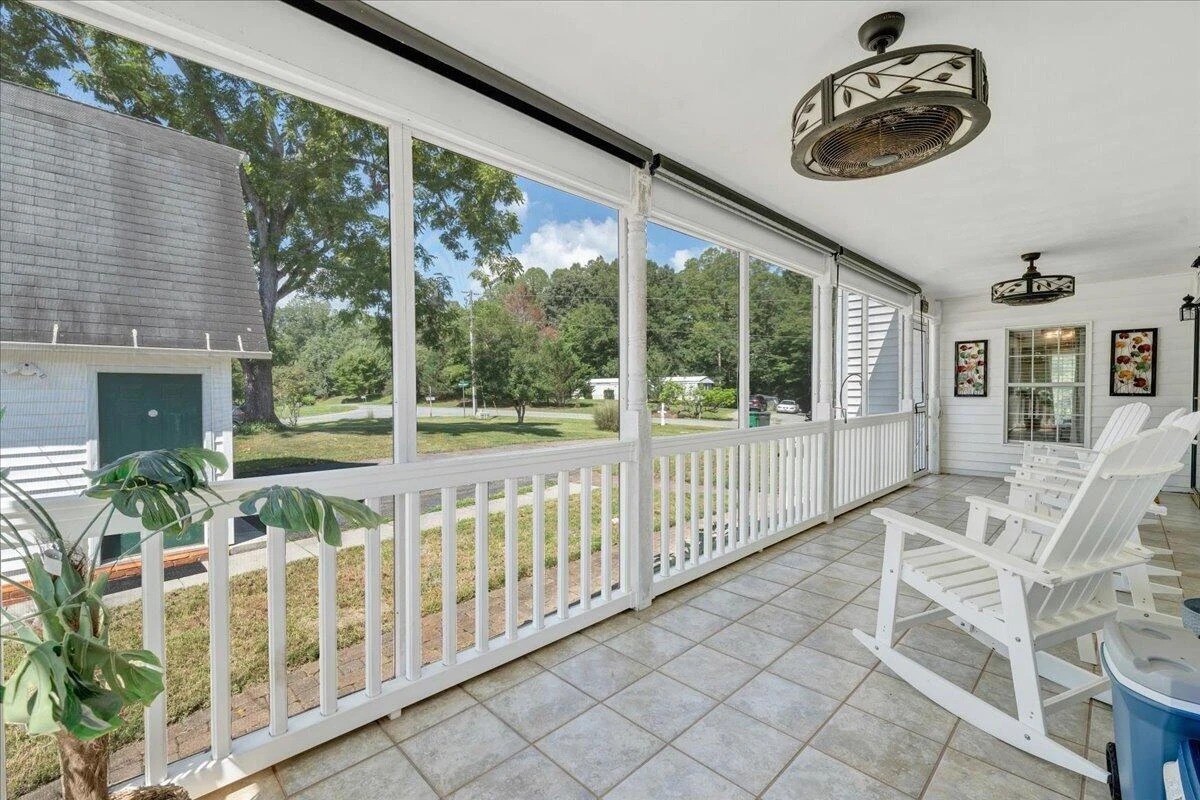114 Pleasure Point DR - Photo 60
