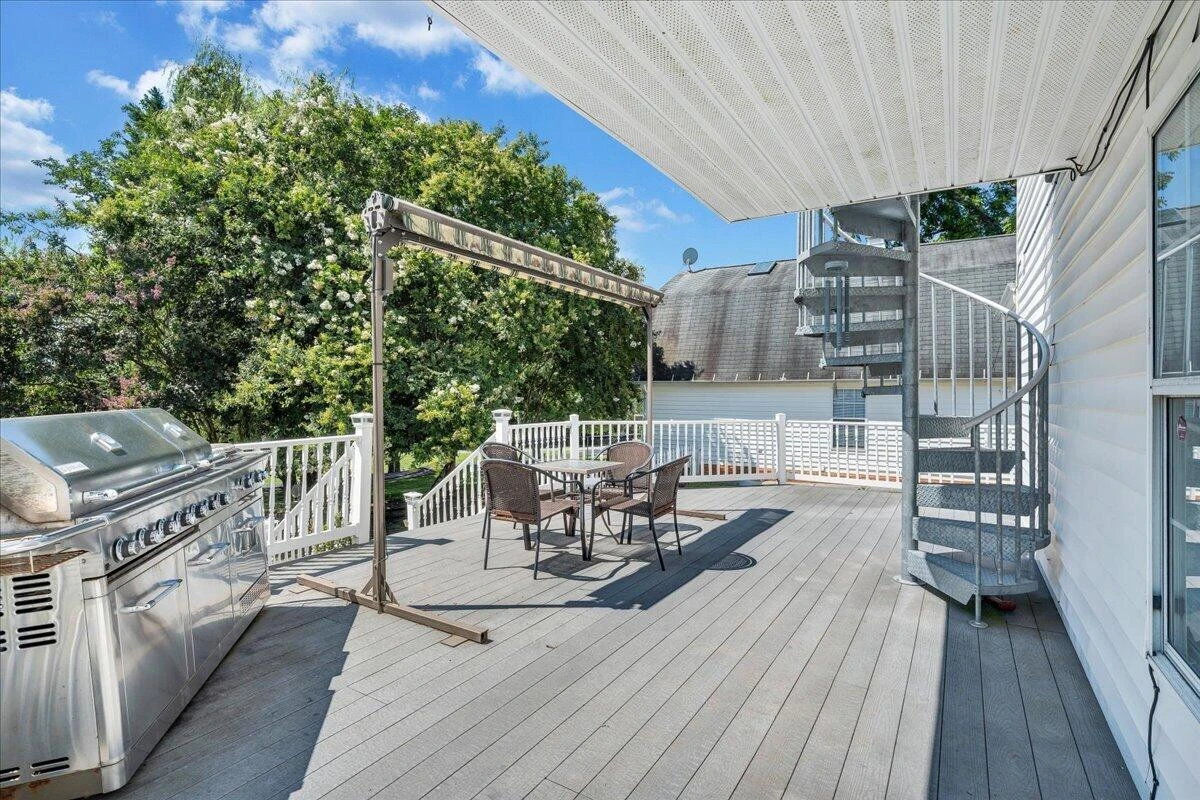 114 Pleasure Point DR - Photo 63