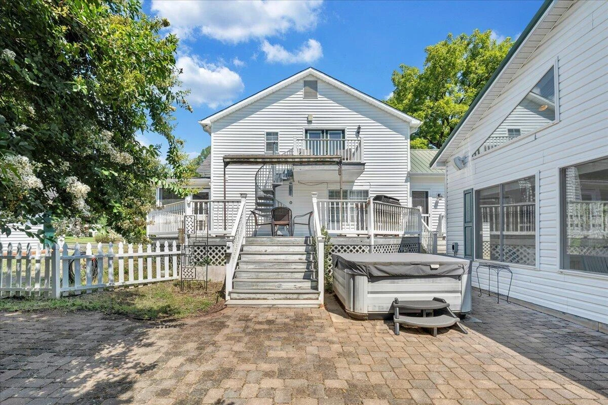 114 Pleasure Point DR - Photo 77