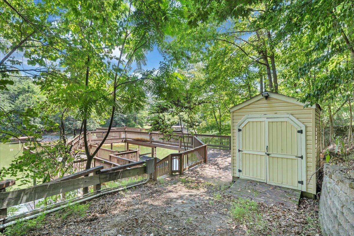 114 Pleasure Point DR - Photo 83