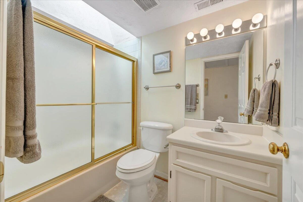114 Pleasure Point DR - Photo 99