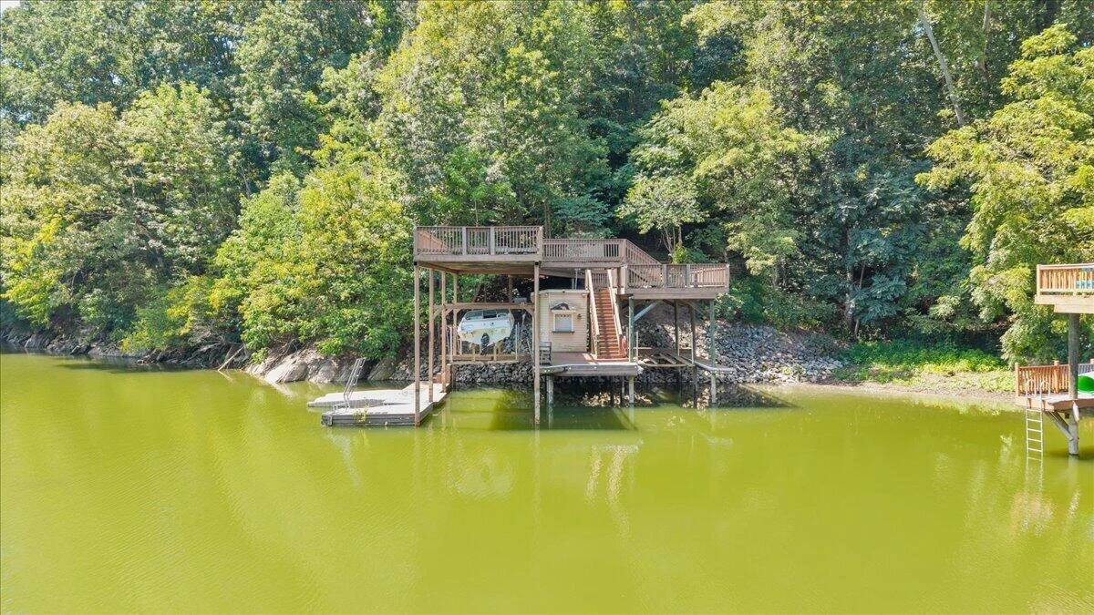 114 Pleasure Point DR - Photo 146