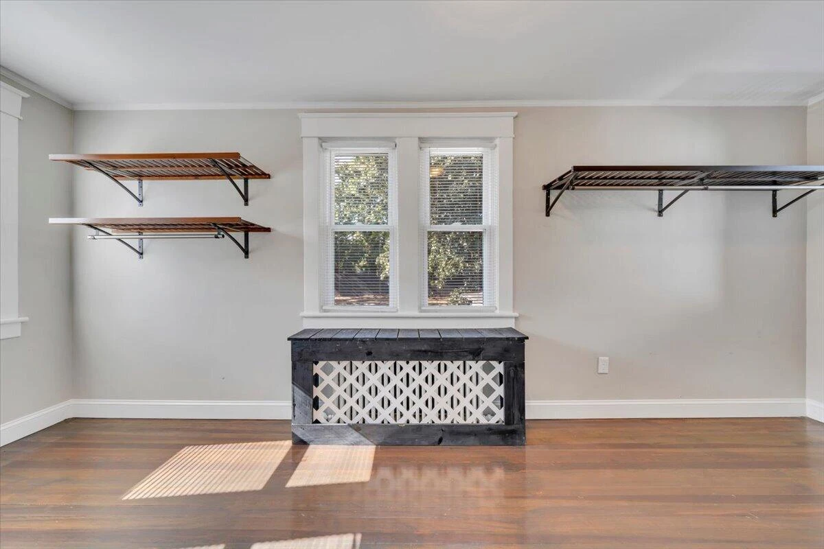 2206 Windsor AVE SW - Photo 28
