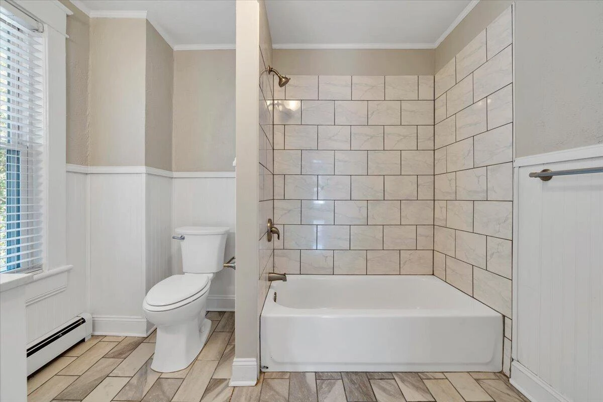 2206 Windsor AVE SW - Photo 33