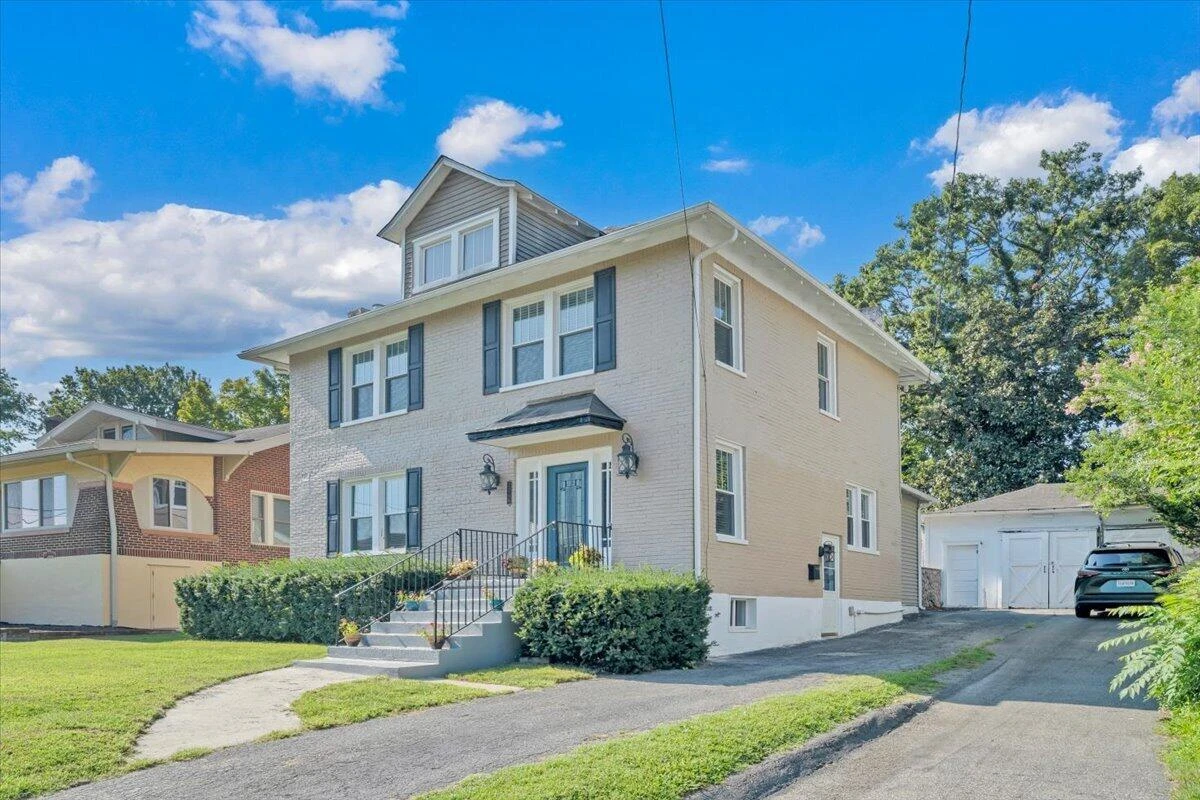 2206 Windsor AVE SW - Photo 46