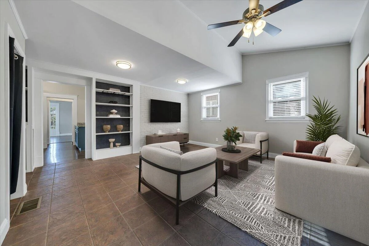 2206 Windsor AVE SW - Photo 22