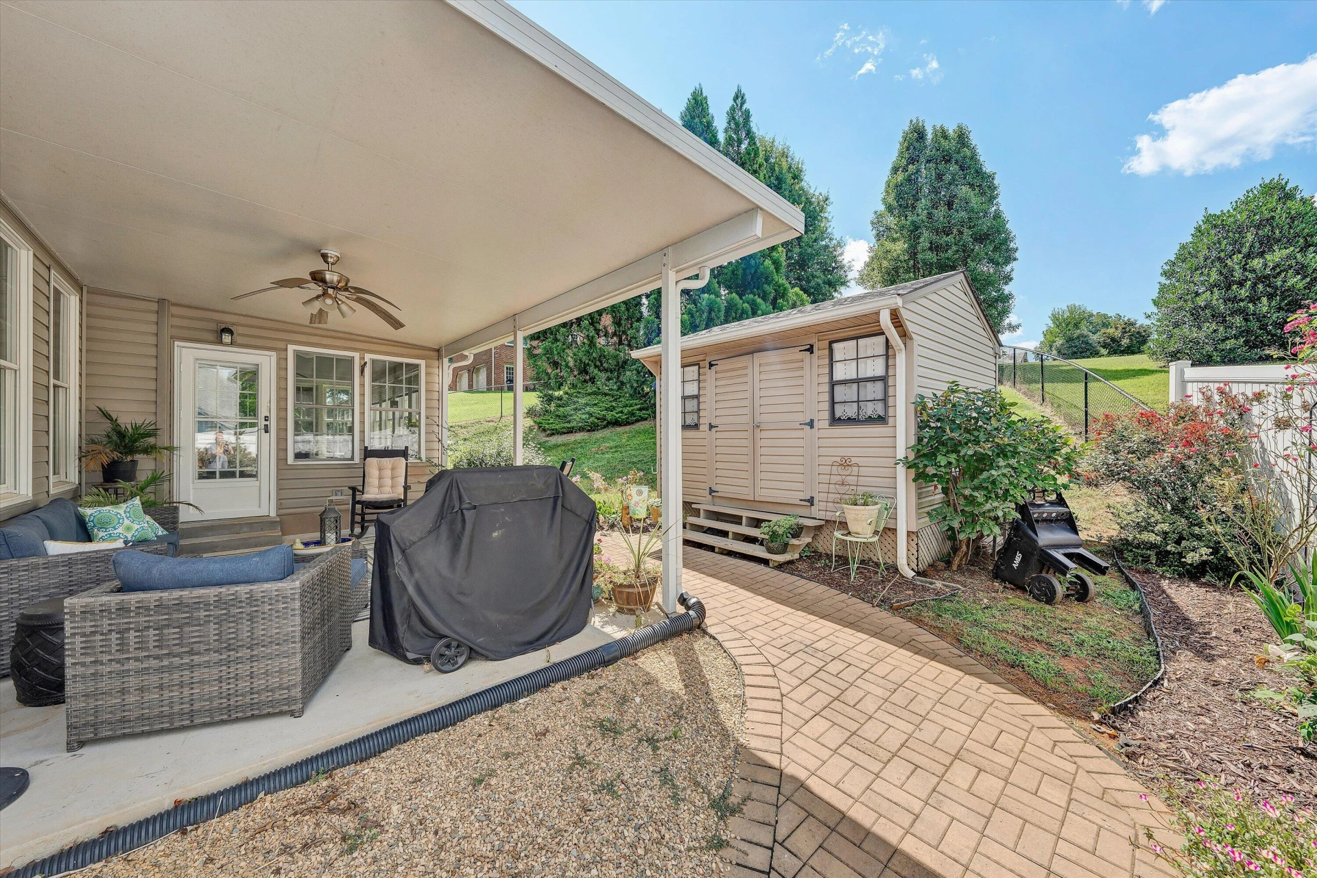 1235 Mountain View RD - Photo 30