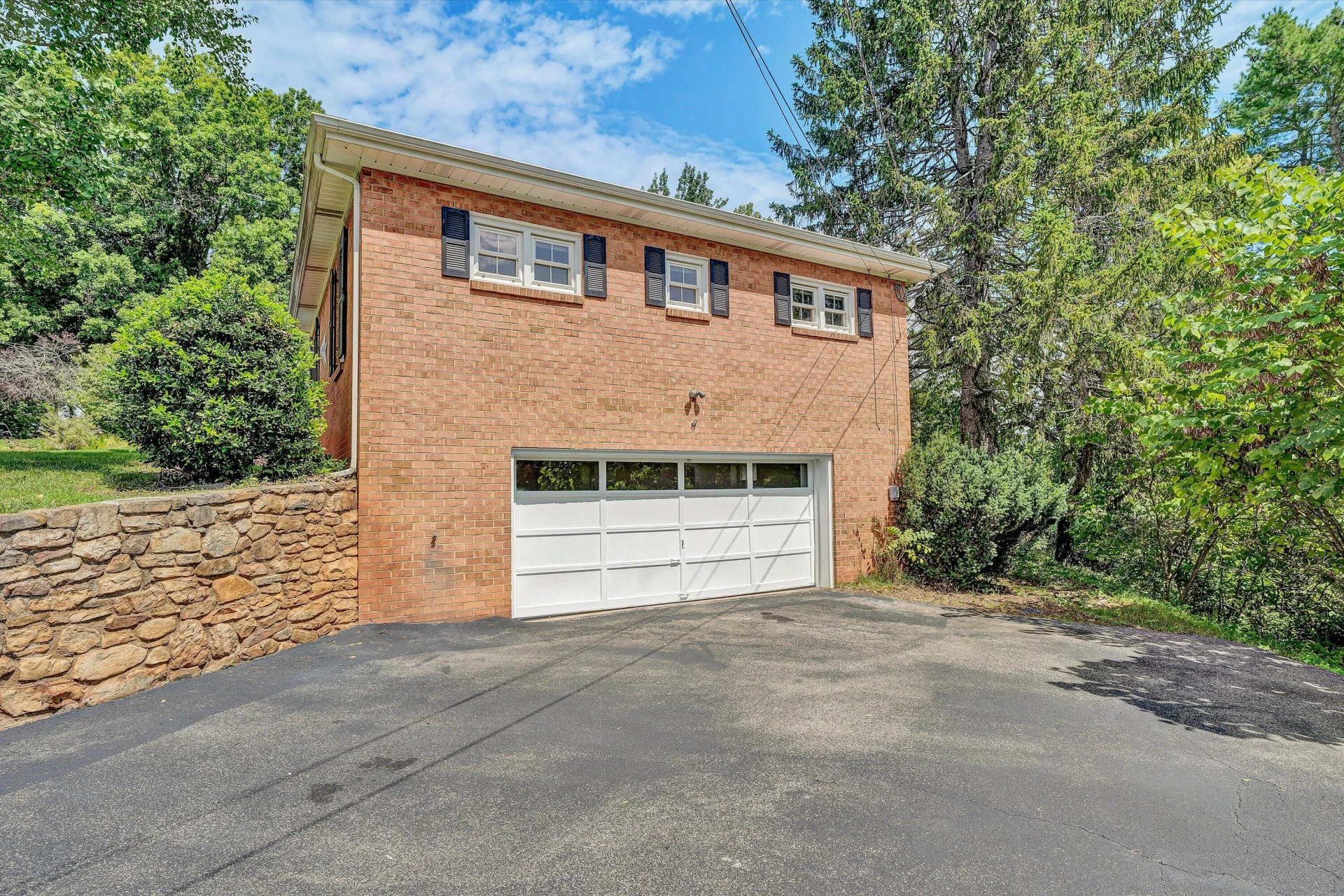 4203 Woodridge DR - Photo 37