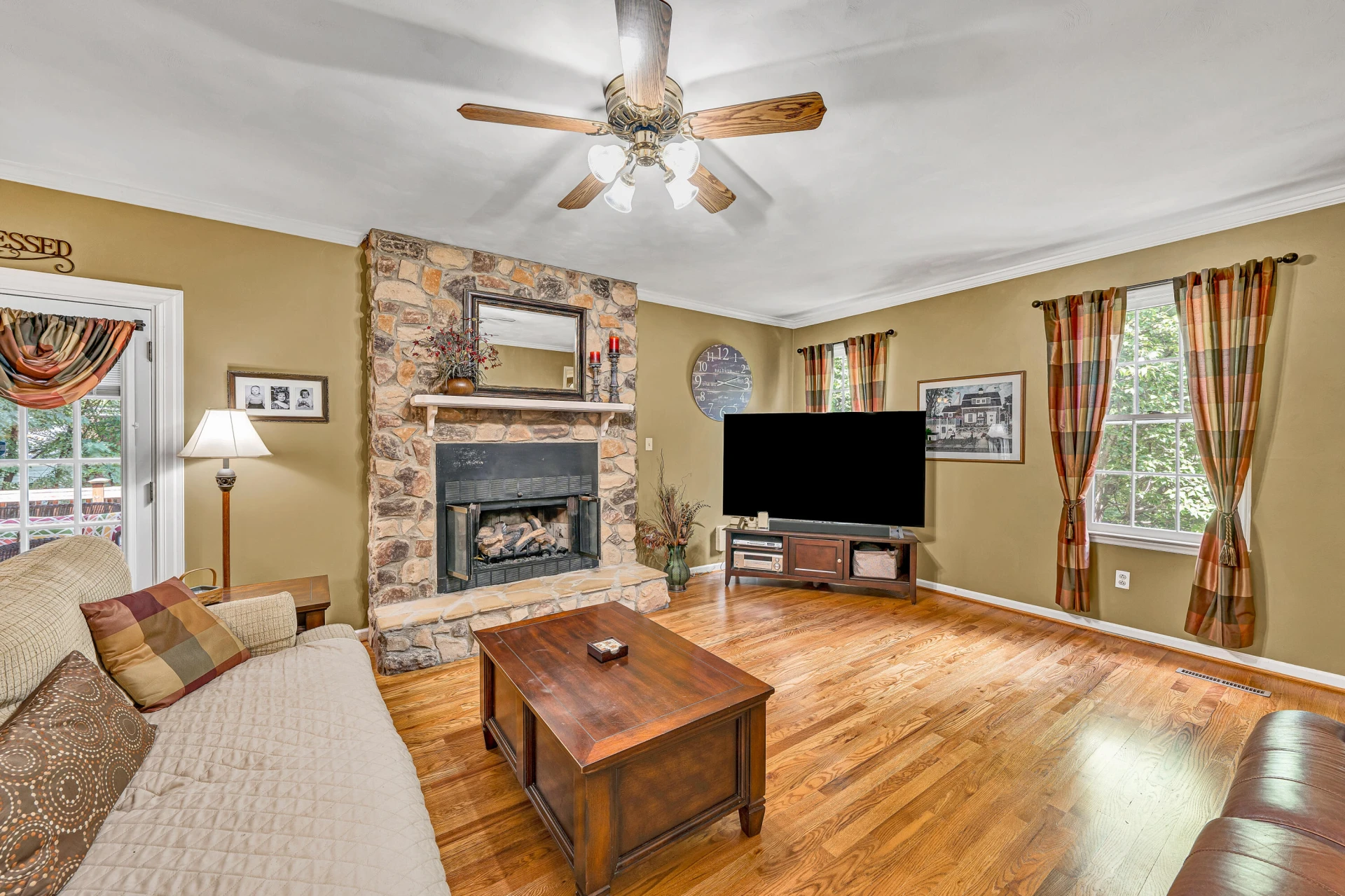 5448 Highfields RD - Photo 3