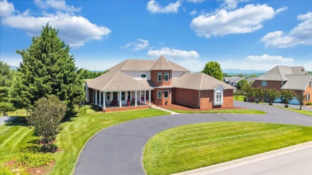625 Frontier WAY, Fincastle, VA, 24090