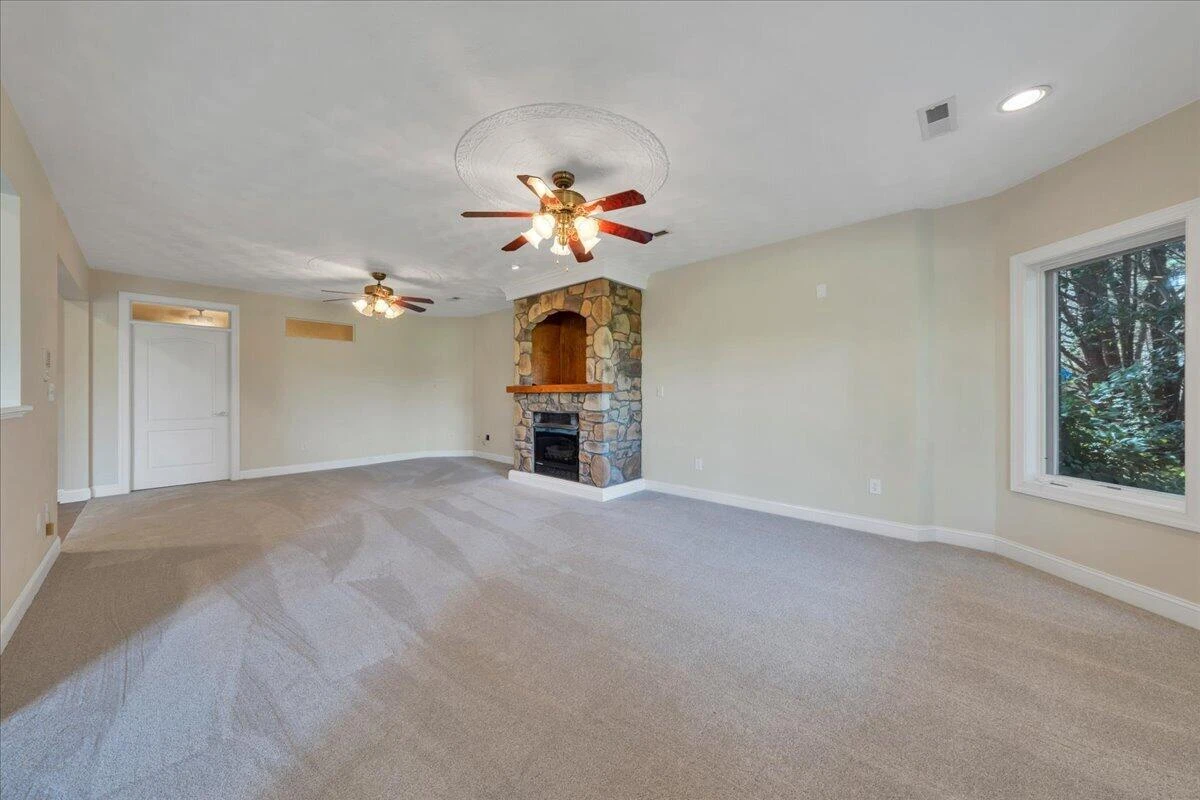 625 Frontier WAY - Photo 32