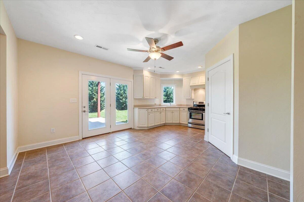 625 Frontier WAY - Photo 53