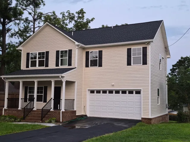 157 Diamond AVE