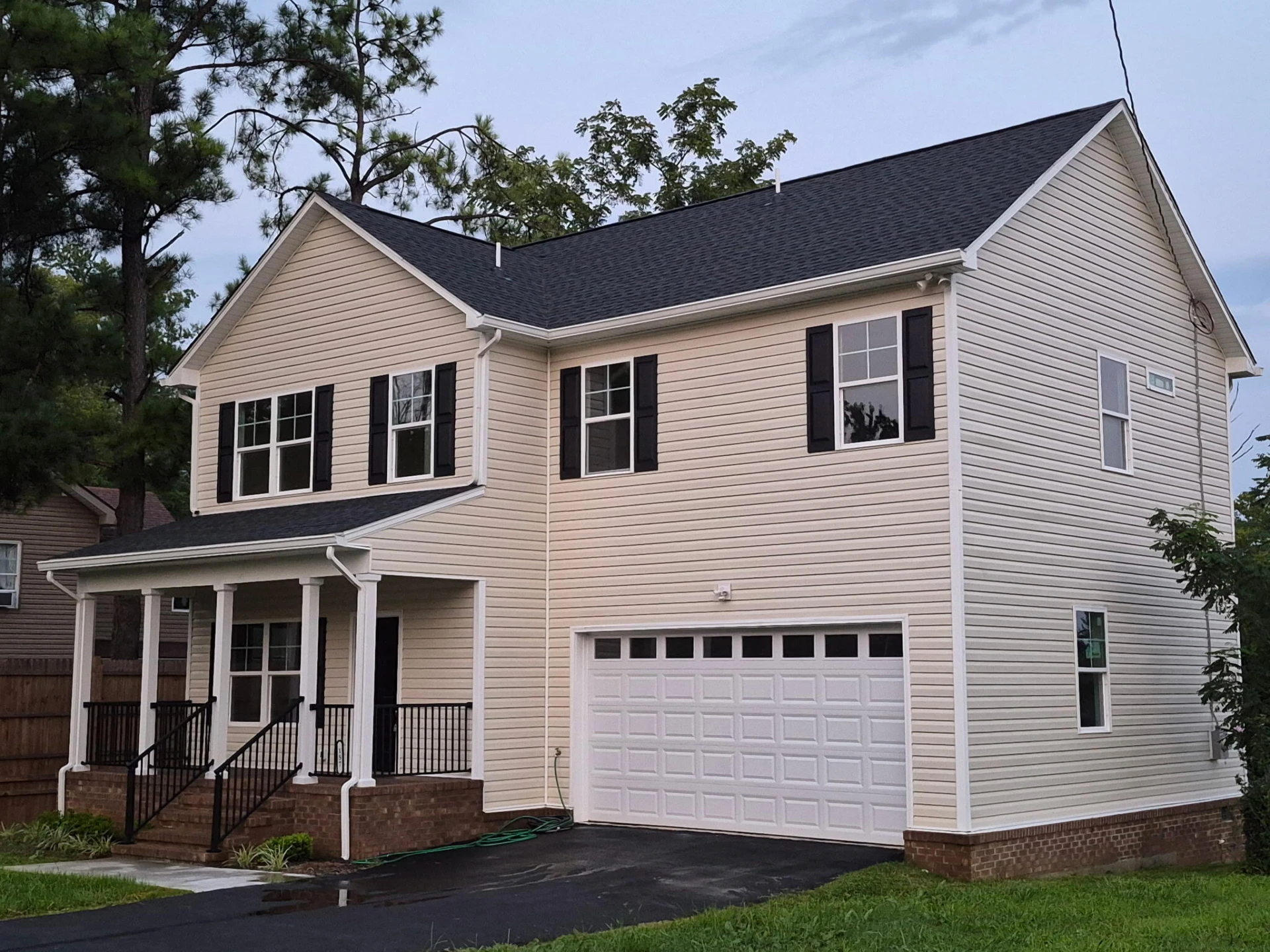 157 Diamond AVE - Photo 2