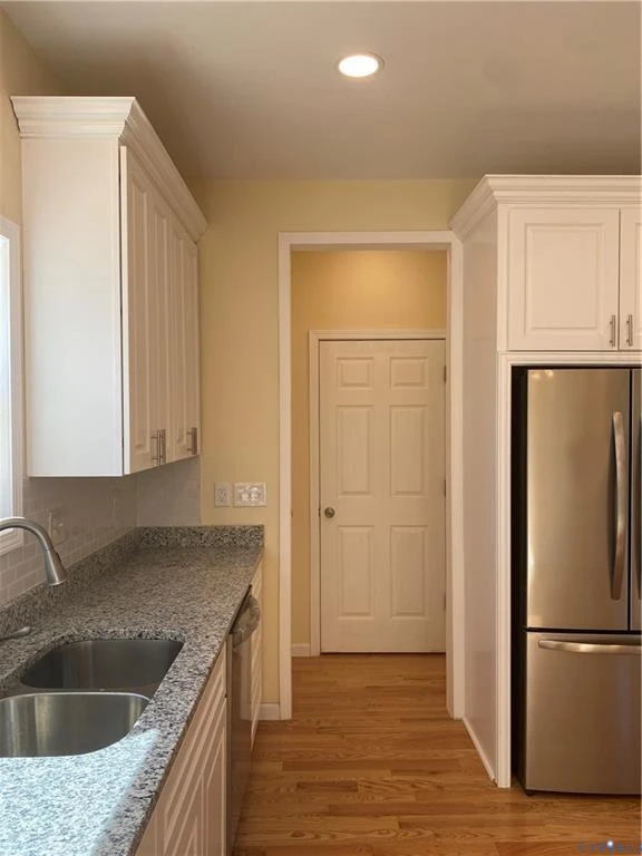 157 Diamond AVE - Photo 13