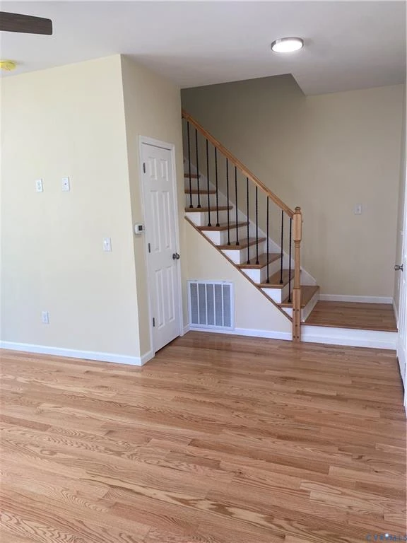 157 Diamond AVE - Photo 16